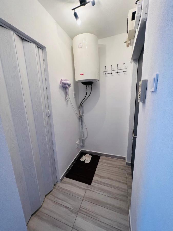 Miha Modern And Central Apartament 아라드 외부 사진